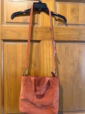 Small Madewell Corduroy Crossbody Tote Bag in Rust